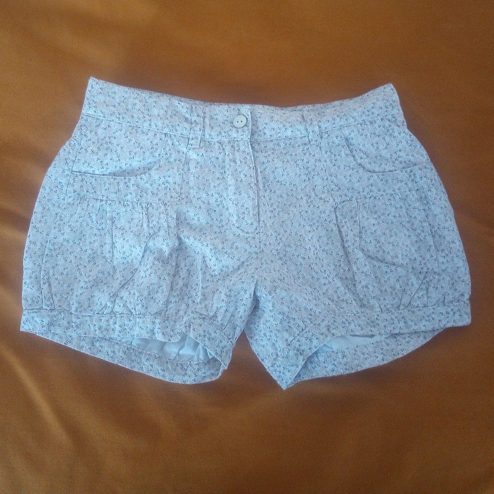 Neck & neck- purple and pink floral summer shorts size 8